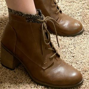 White Mountain Booties